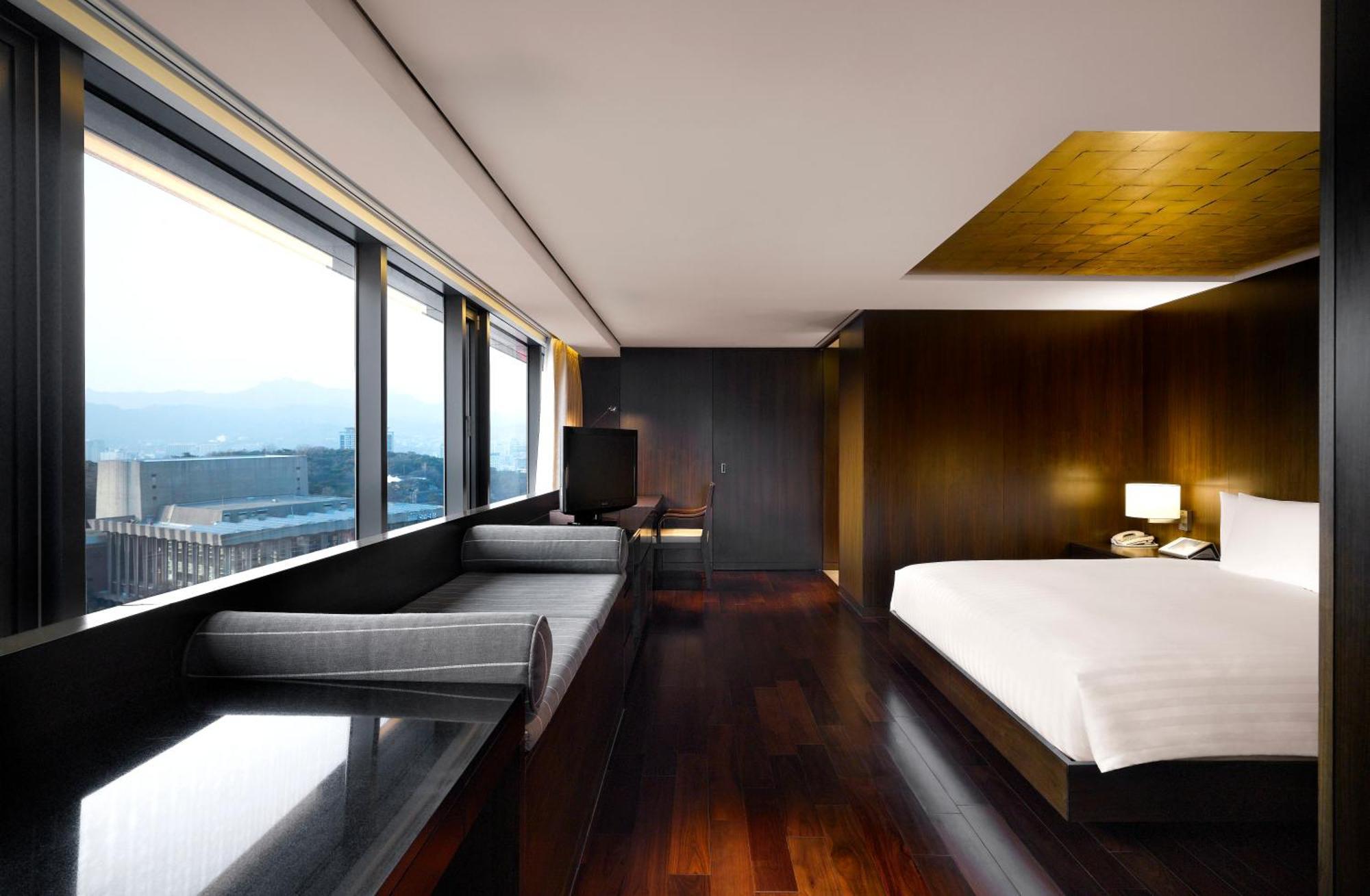 Banyan Tree Club & Spa Seoul Exterior photo