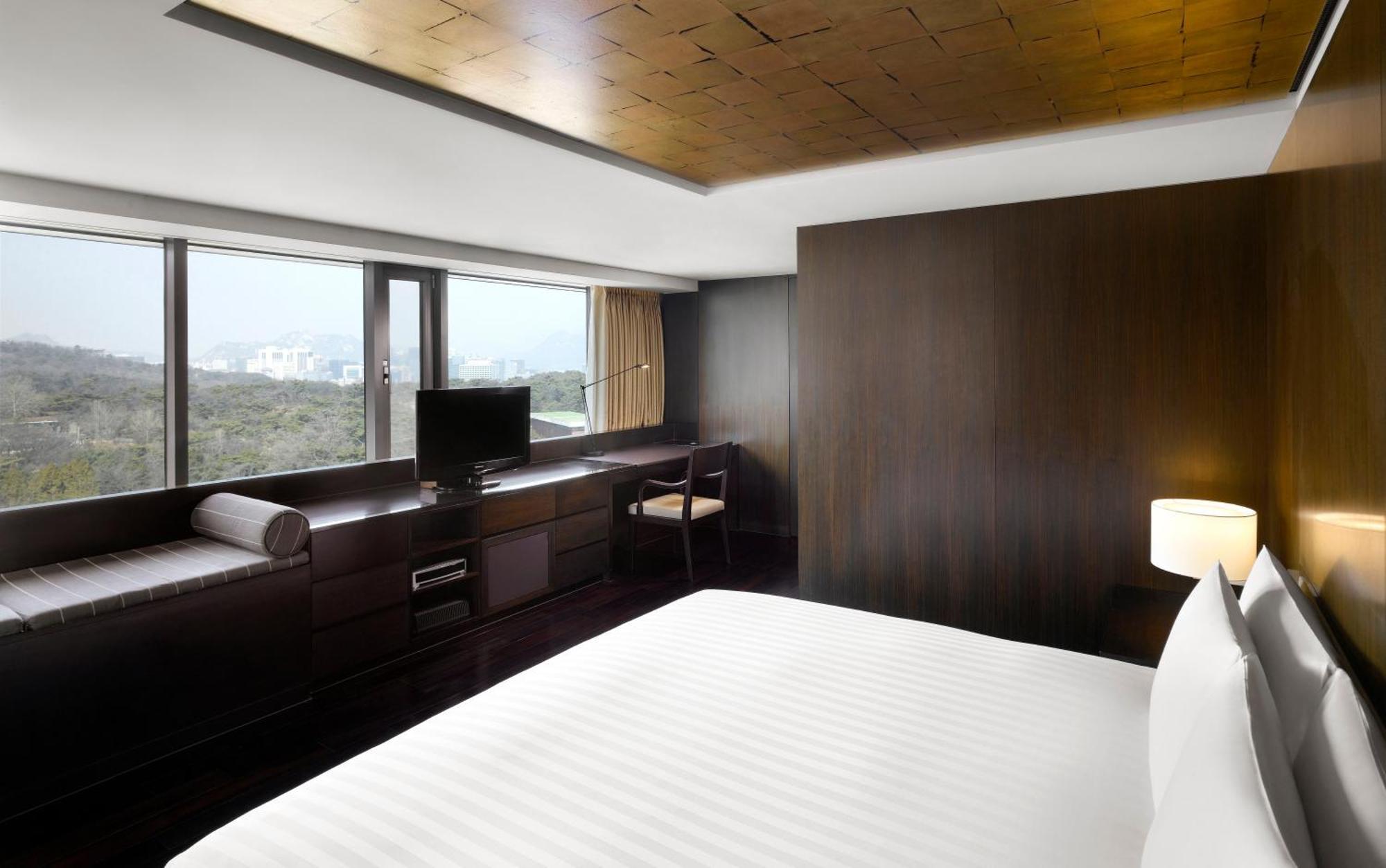 Banyan Tree Club & Spa Seoul Exterior photo
